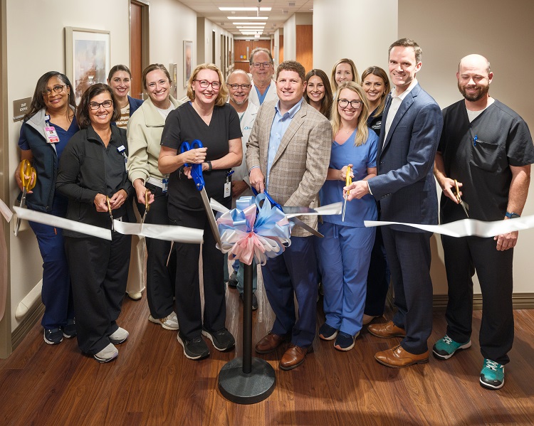 women's services ribbon cutting